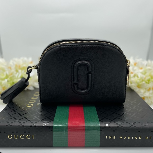 Marc Jacobs Shutter Crossbody Bag - Picture 2 of 4